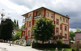 Hotel Almrausch Bad Reichenhall 3*